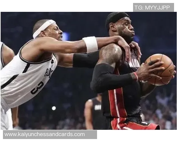 詹姆斯：当今社会婴儿出生背后的真实动因与情感缺失