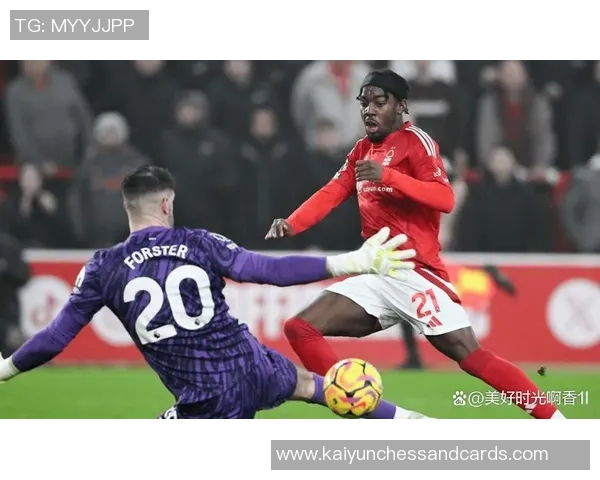 命运逆转赛季前5轮利物浦领先曼联8分却在4轮后被反超 命运逆转赛季前5轮利物浦领先曼联8分却在4轮后被反超