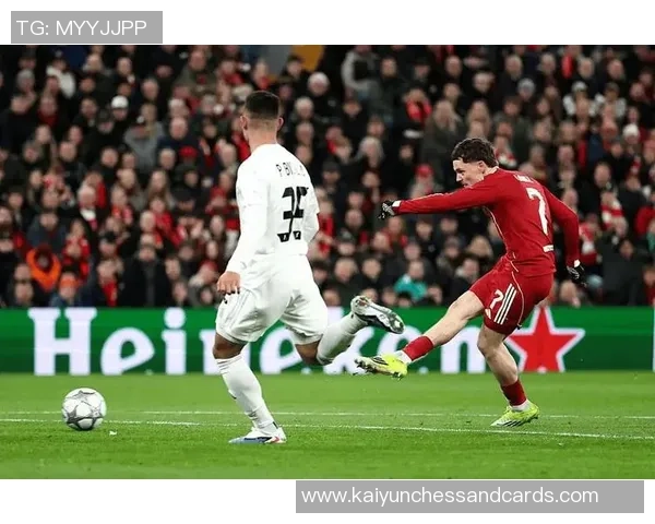 维尔茨在国家队拼尽全力加练射门与健身展现超强职业精神