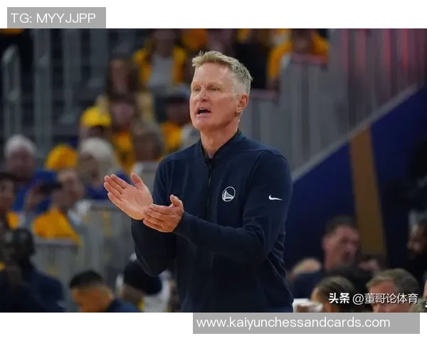 科尔表示库里感冒症状改善将根据未来情况决定周一出战与否